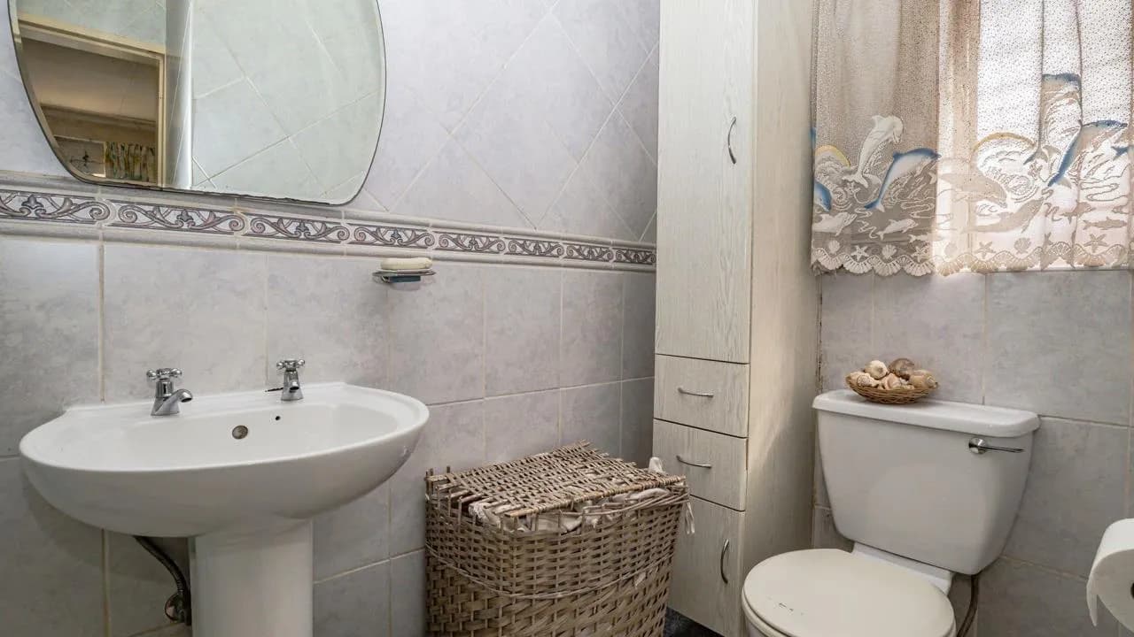 Property image cmp8s98he000c04i84hbu2tgt